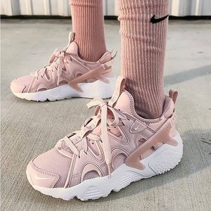 NWT Nike Air Huarache Craft Women’s Shoes